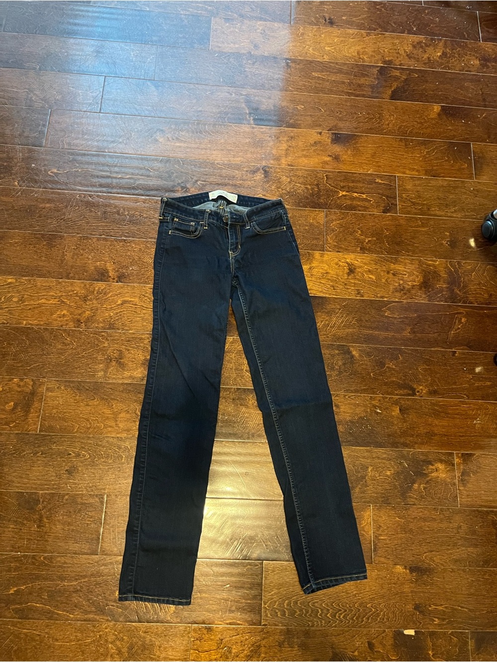 Hollister Women's Dark Indigo Straight-Leg Jeans